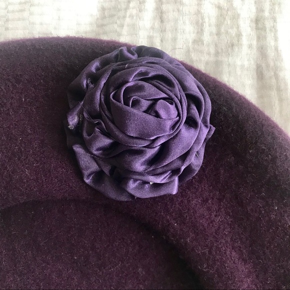 Two Berets - Picture 4 of 8